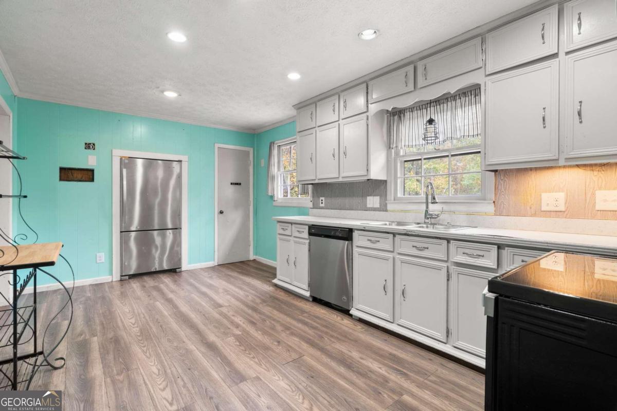 6053 Henderson Mountain Road Property Photo 30