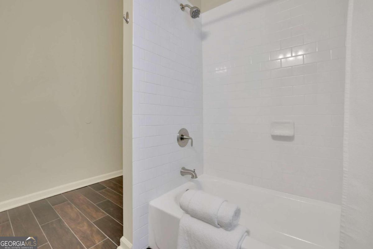 1171 Oak Street Sw Property Photo 17