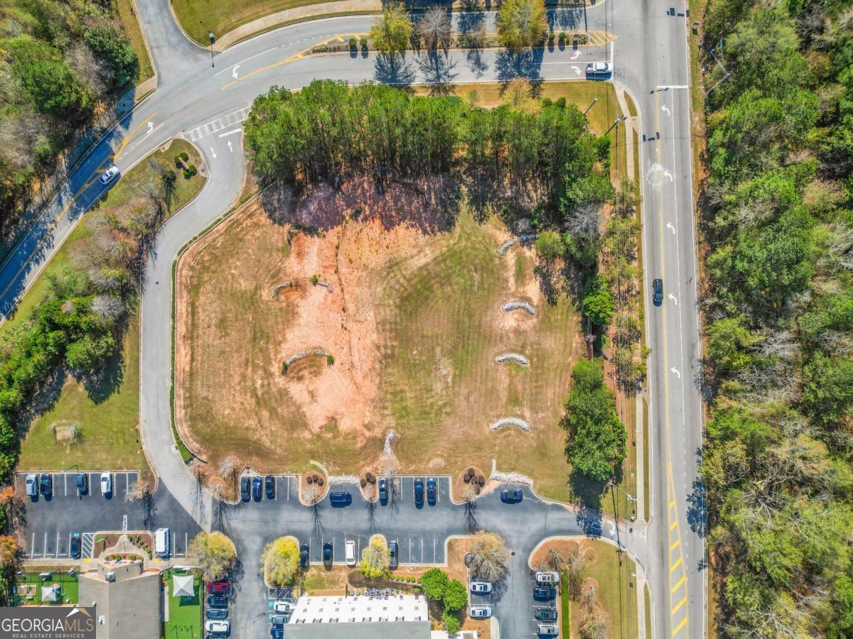 4500 Brookmont Parkway Property Photo 2