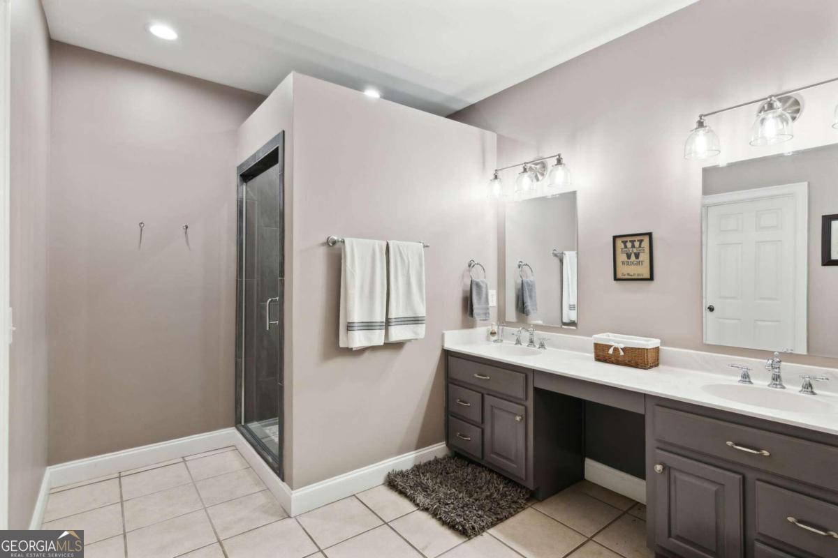 40 Oak Ridge Lane Property Photo 16