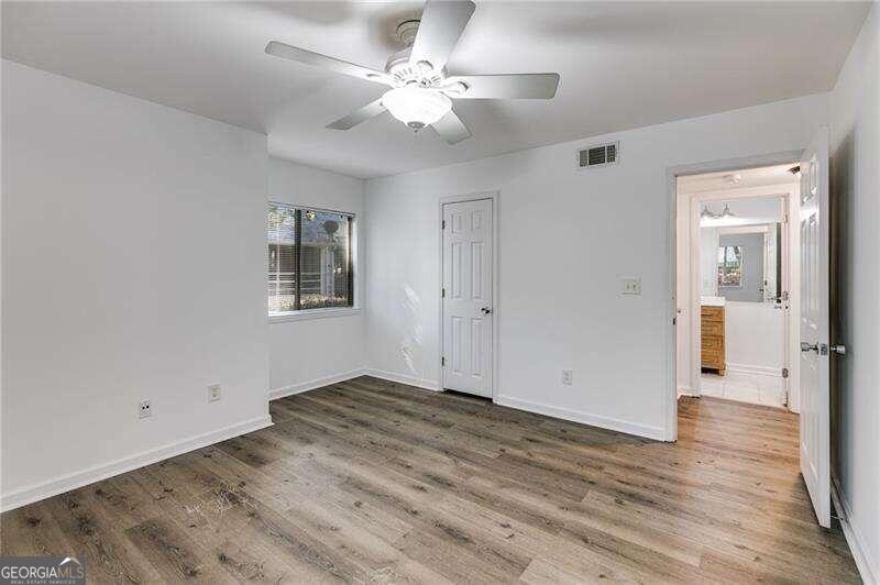 4004 Wingate Way Property Photo 4