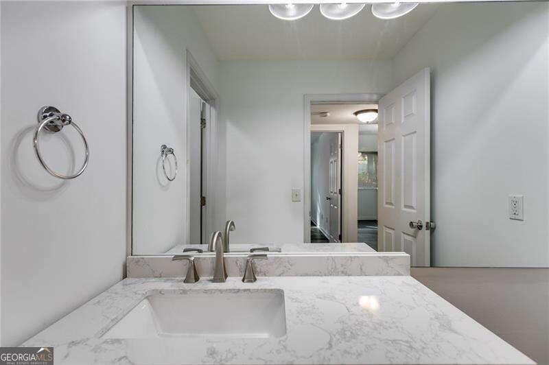 4004 Wingate Way Property Photo 20