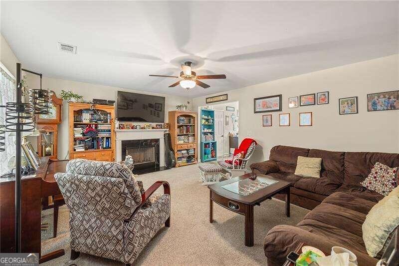 4149 Meadow Point Drive Property Photo 5