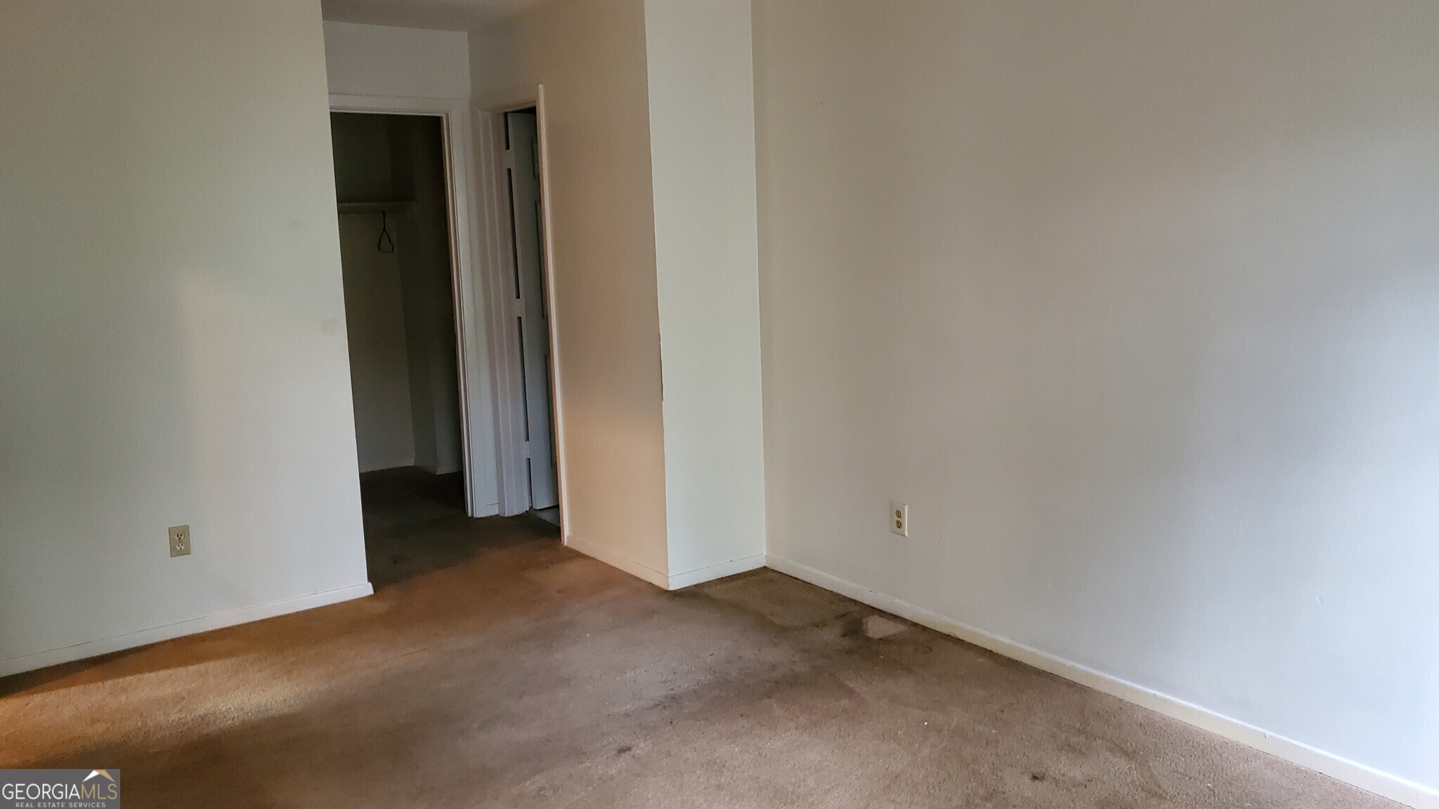 1314 Old Countryside Circle Property Photo 5