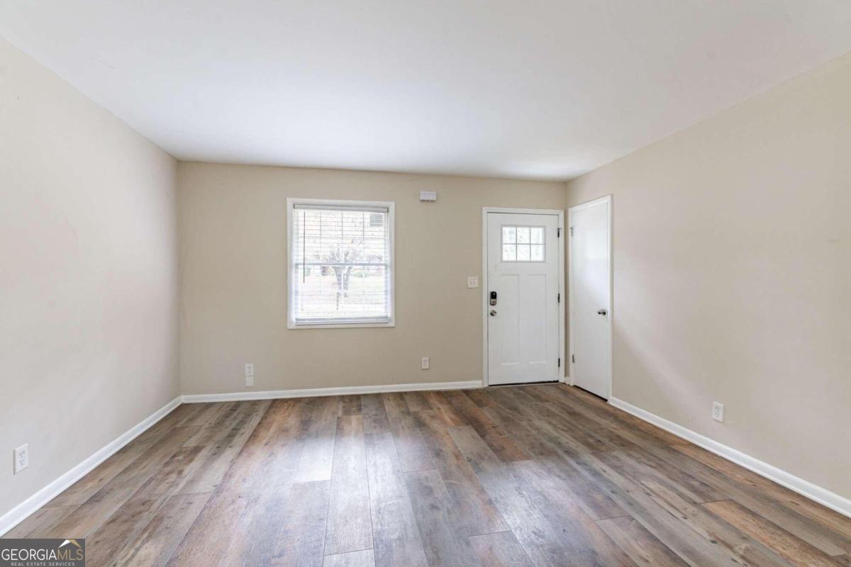 3851 Bonnie Lane Se Property Photo 4
