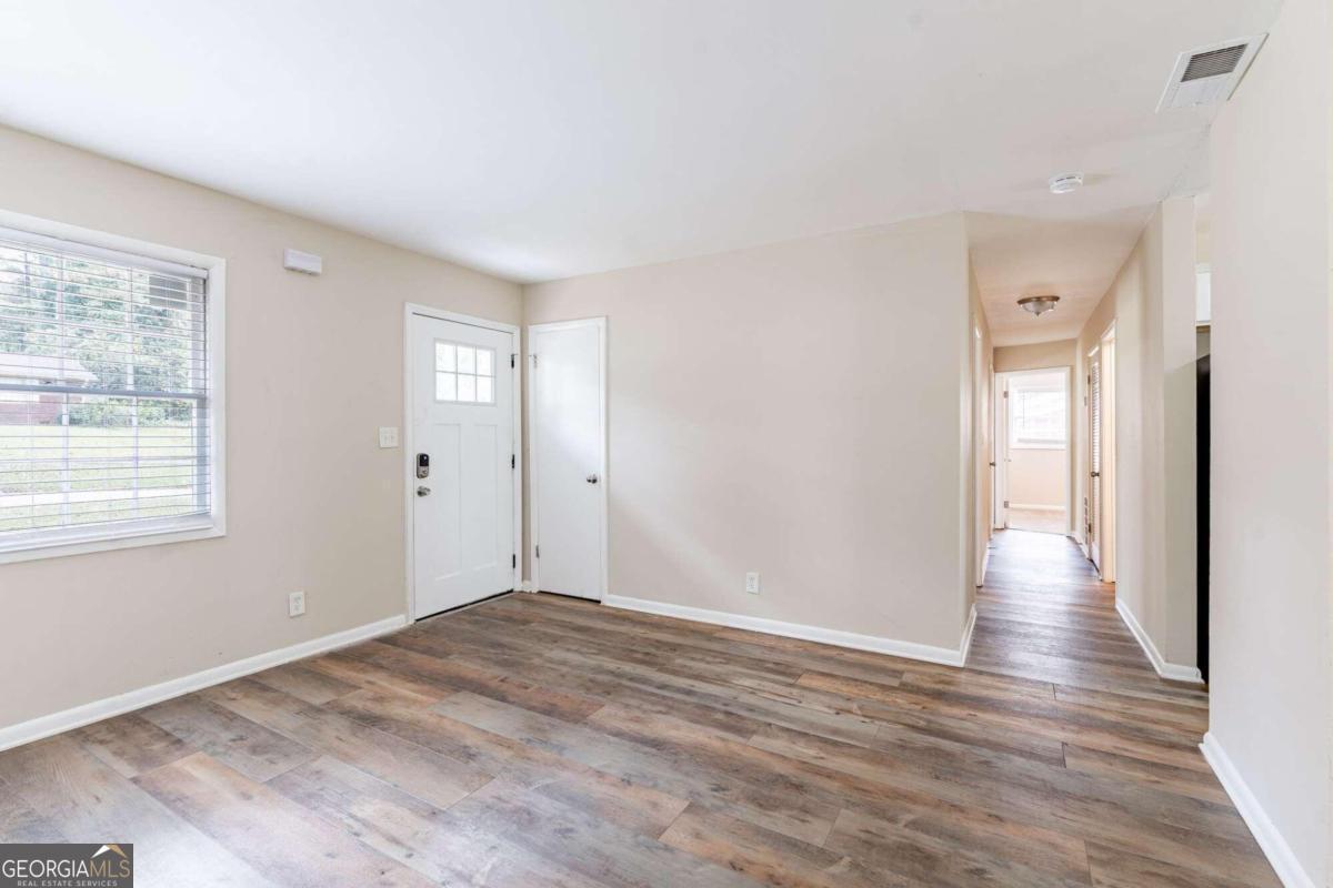 3851 Bonnie Lane Se Property Photo 5