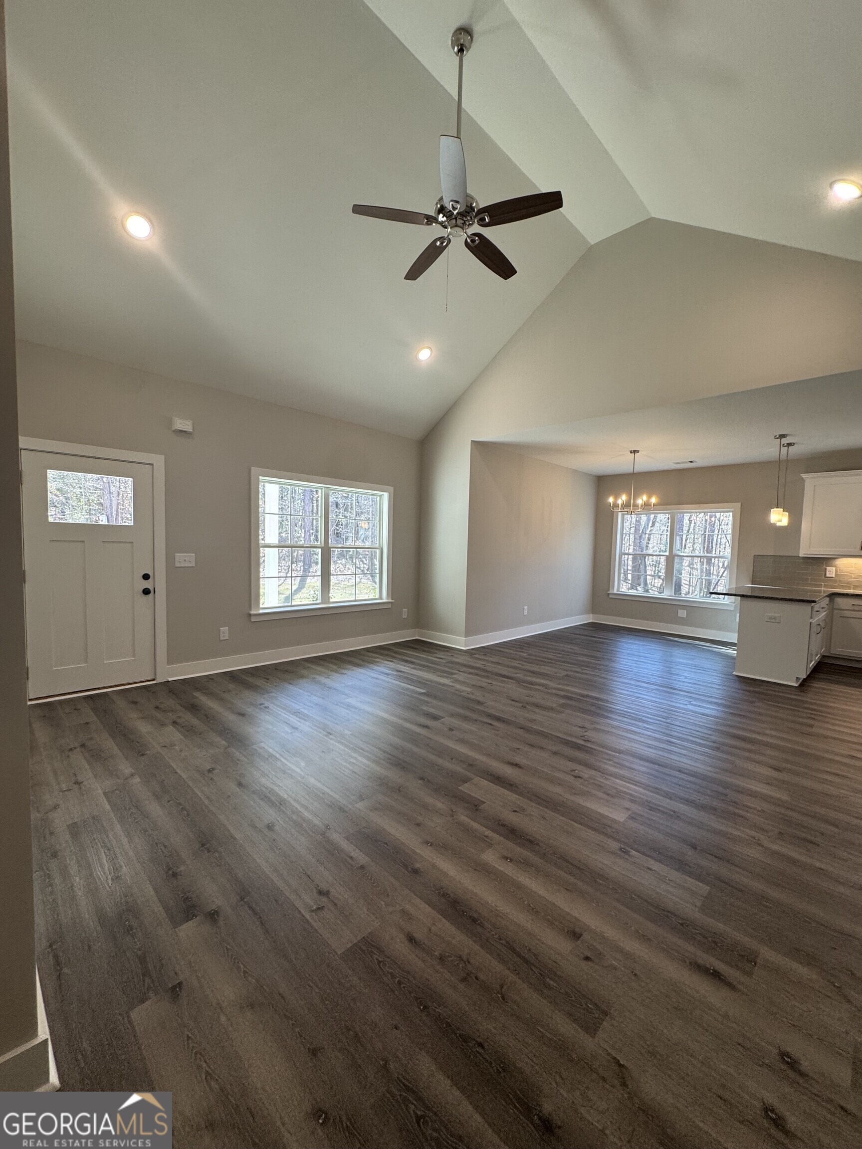 205 Dorsey Drive Property Photo 3