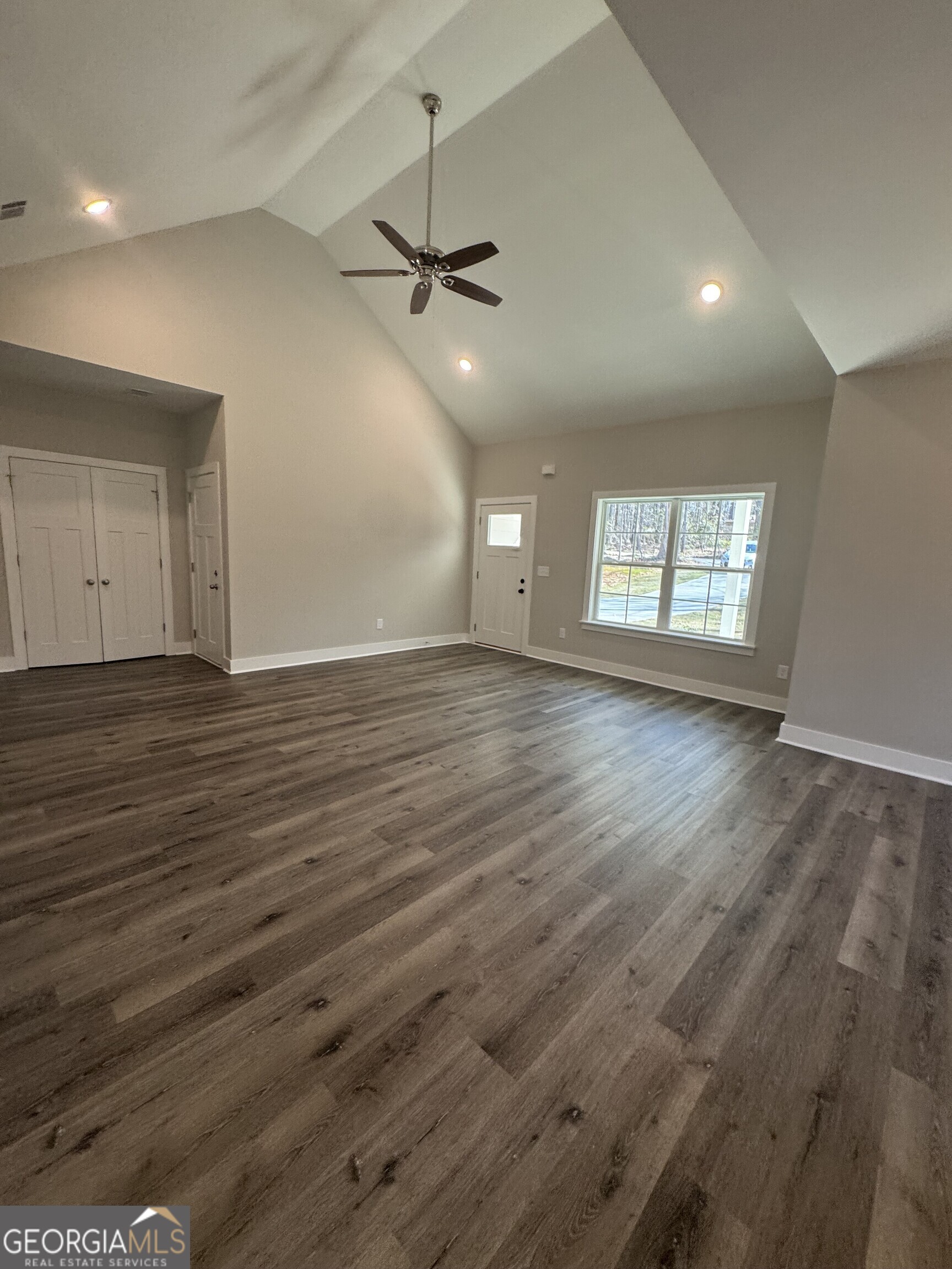 205 Dorsey Drive Property Photo 4