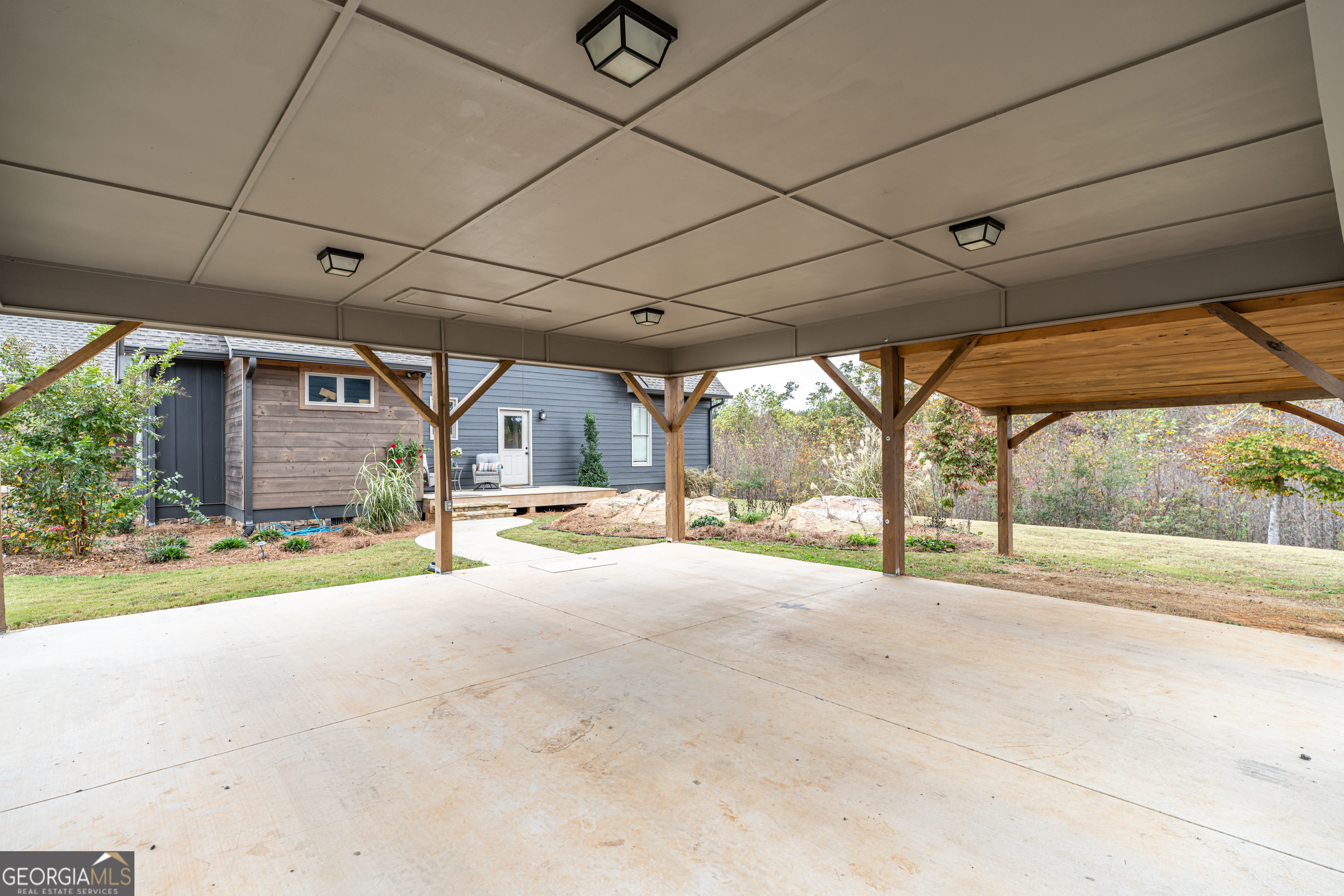1299 Ben Mosley Circle Property Photo 5