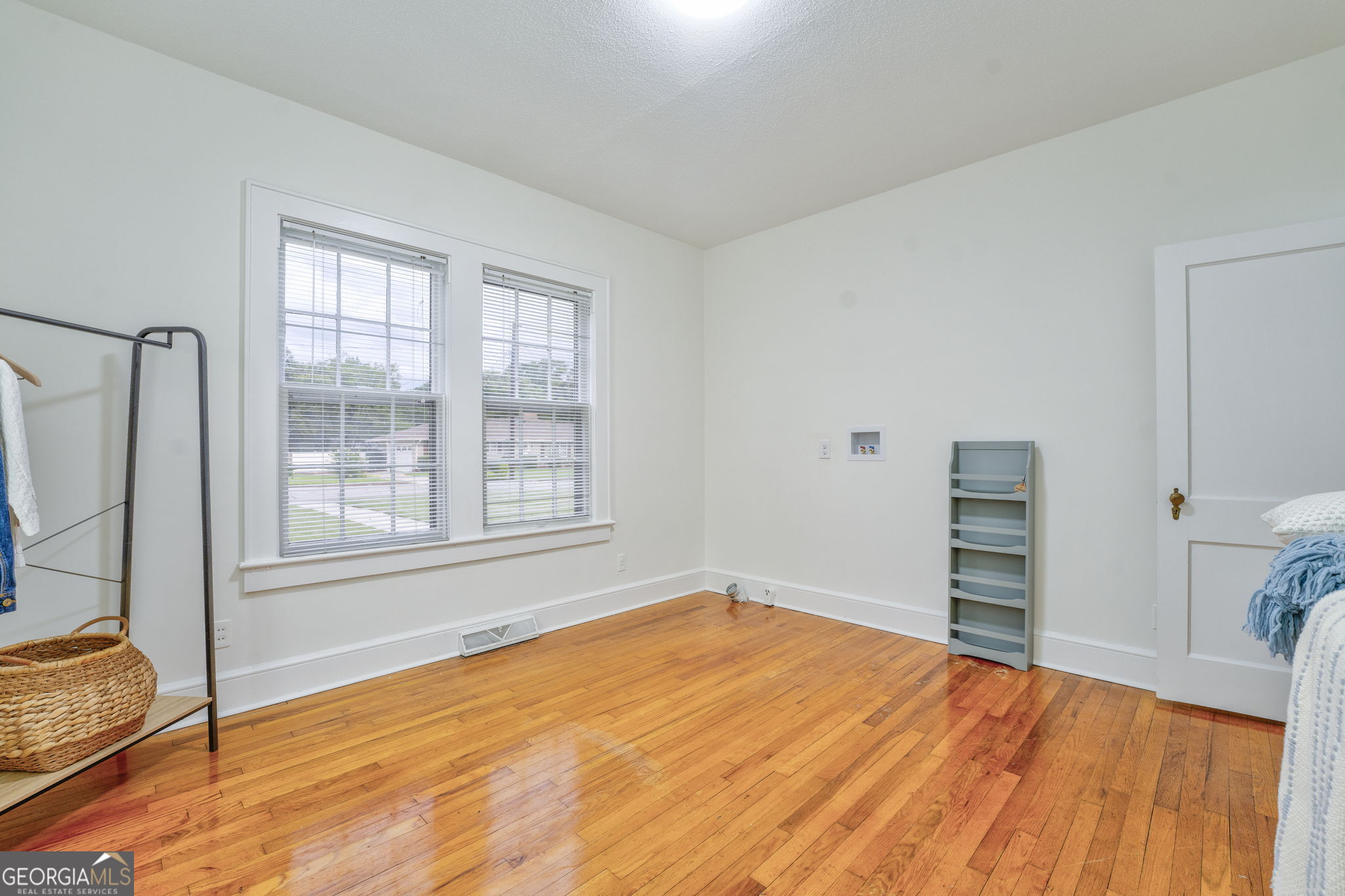 210 W Fairmount Avenue Property Photo 19