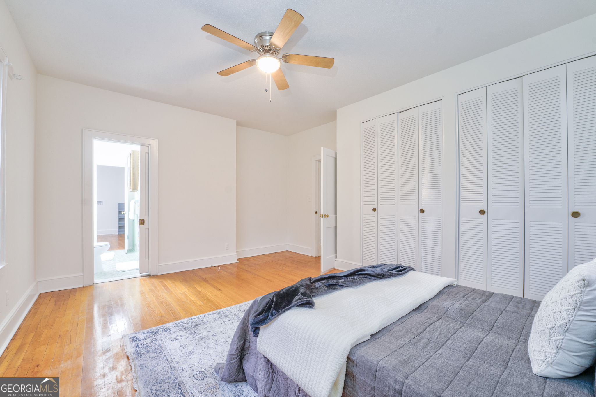 210 W Fairmount Avenue Property Photo 25