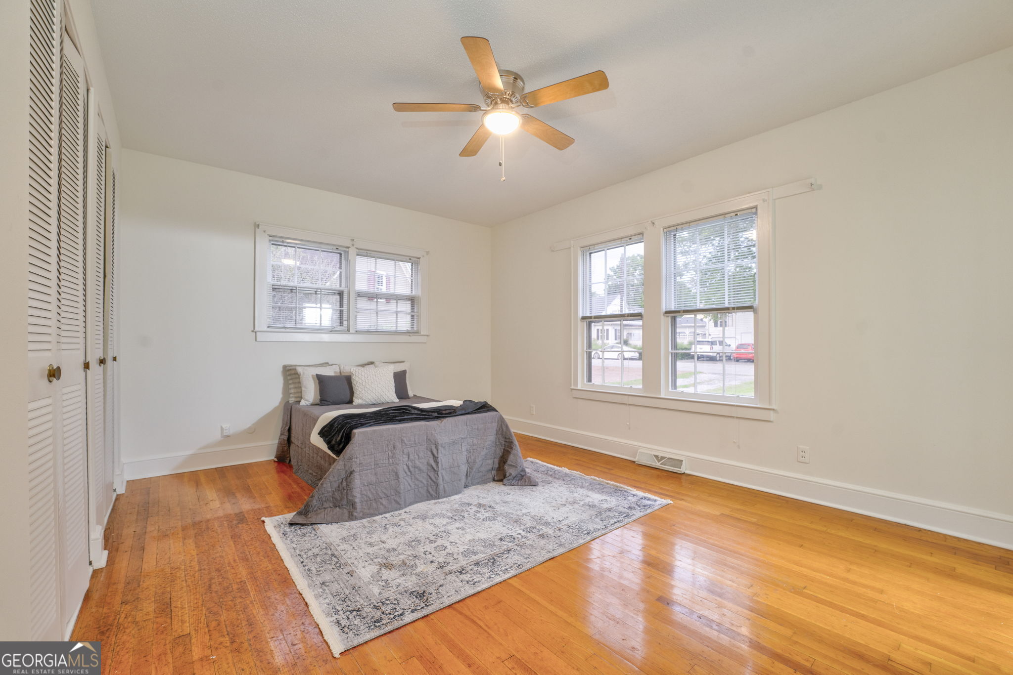 210 W Fairmount Avenue Property Photo 26