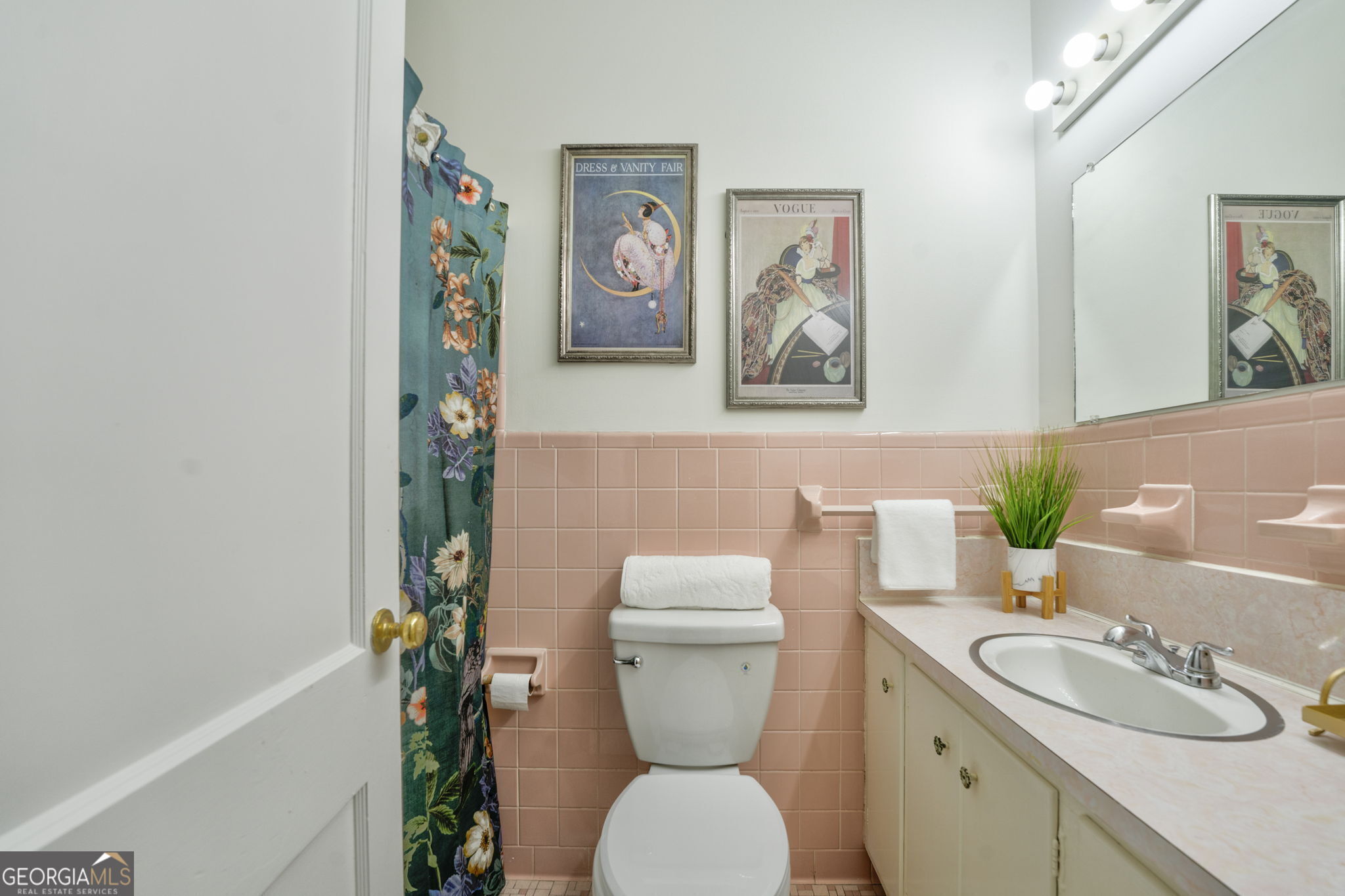 210 W Fairmount Avenue Property Photo 30