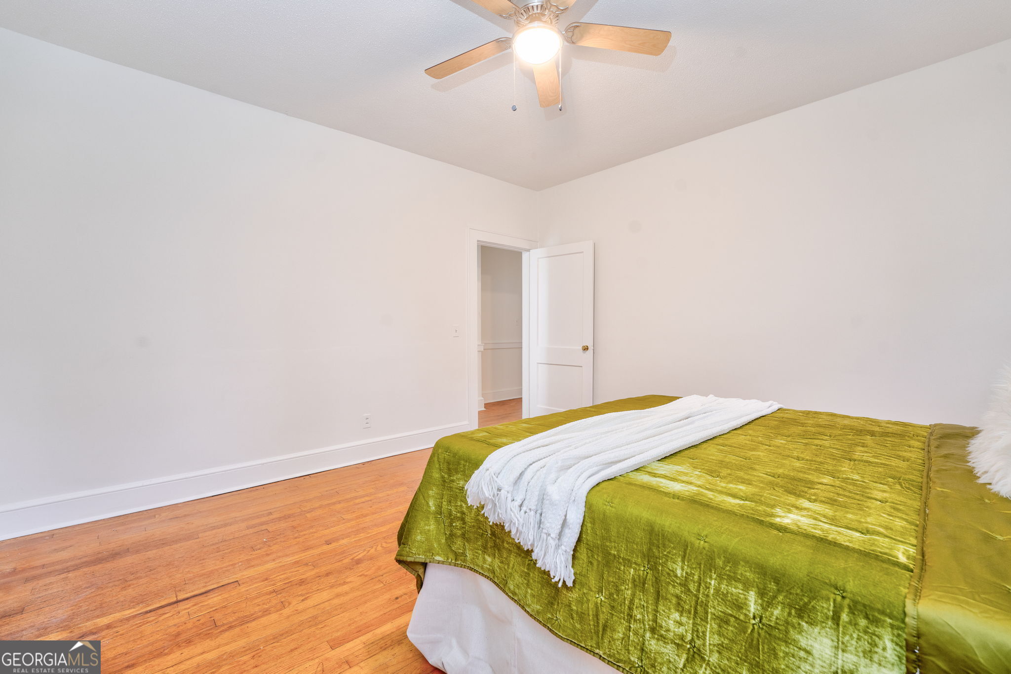 210 W Fairmount Avenue Property Photo 34