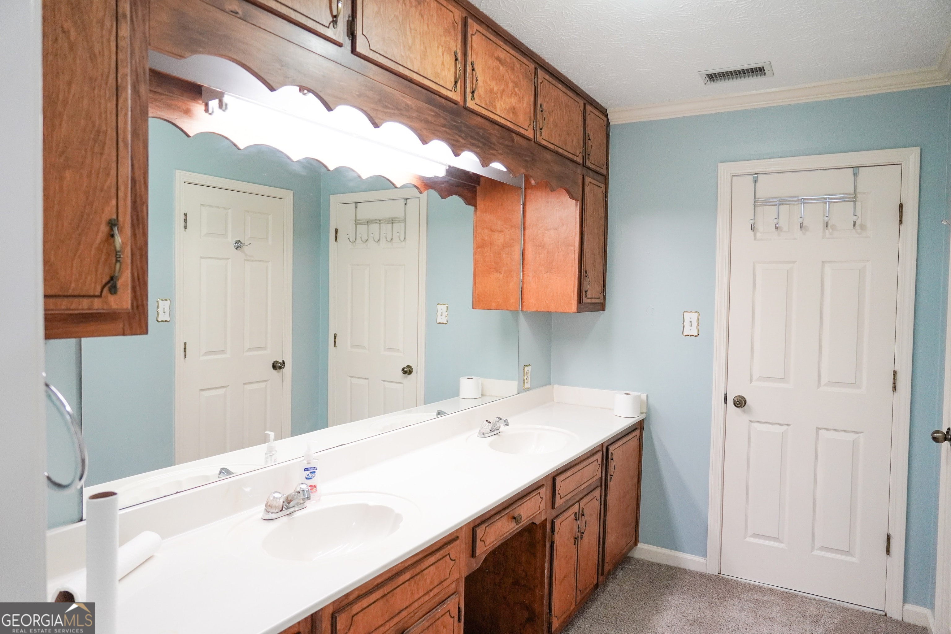 2068 Lakewood Circle Property Photo 35