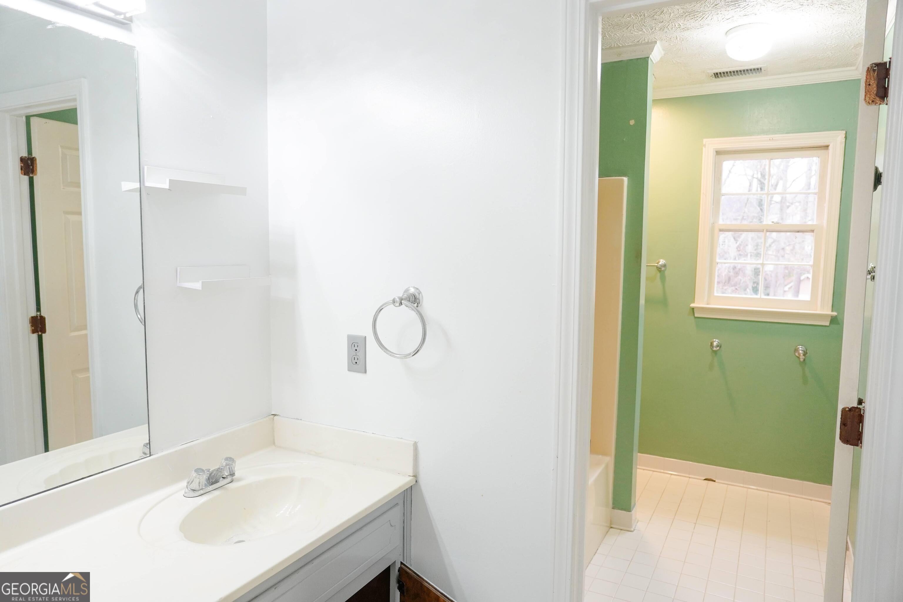 2068 Lakewood Circle Property Photo 40