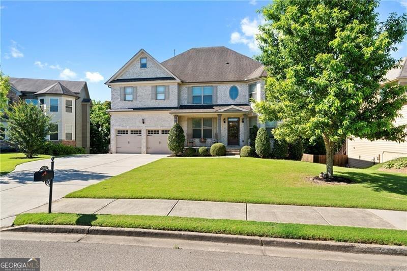 4550 Fernbrook Place Property Photo 3