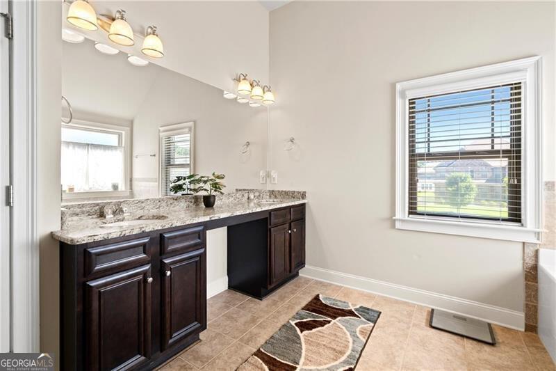 4550 Fernbrook Place Property Photo 30