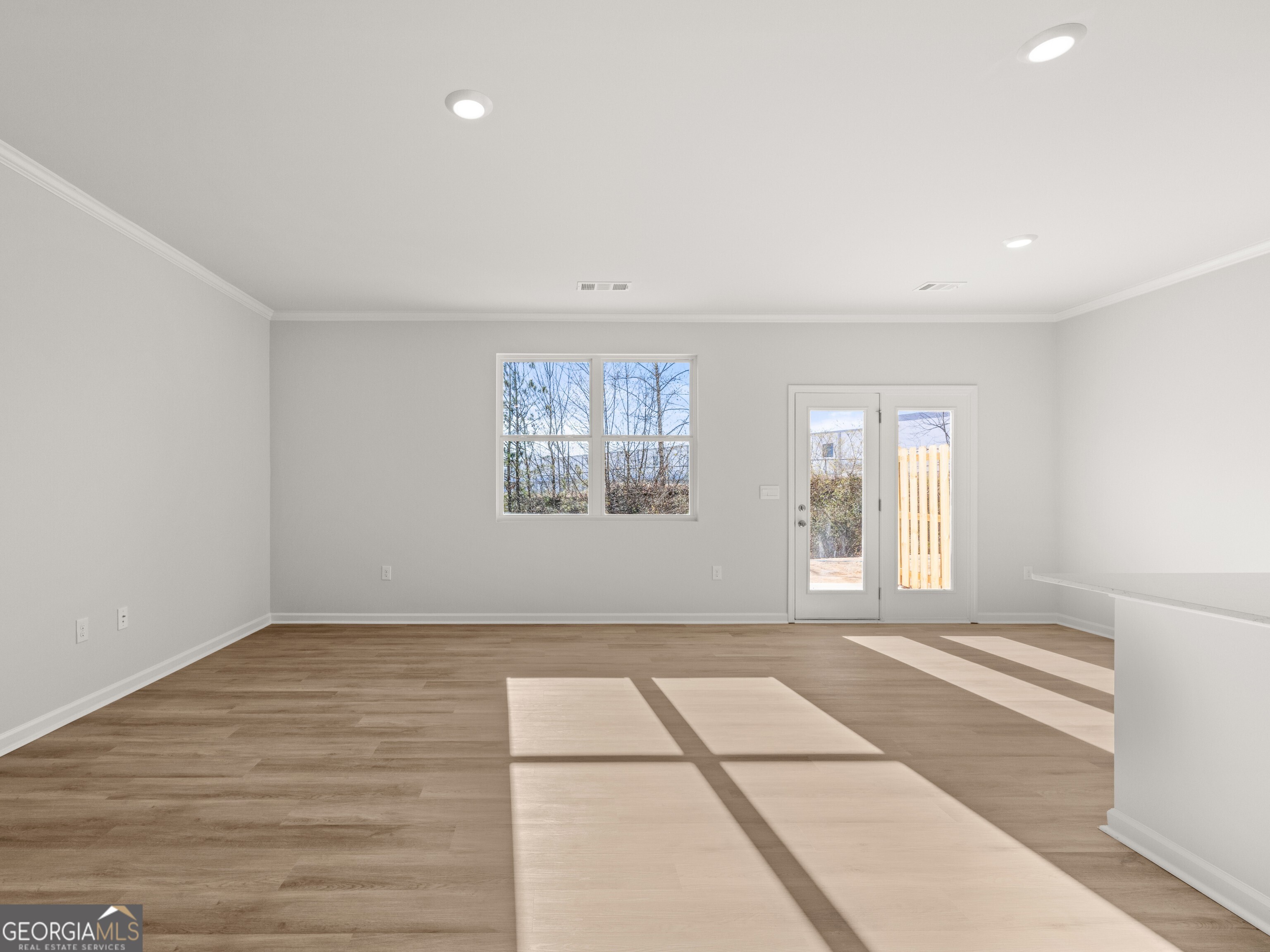 6654 Corryton Street Property Photo 9