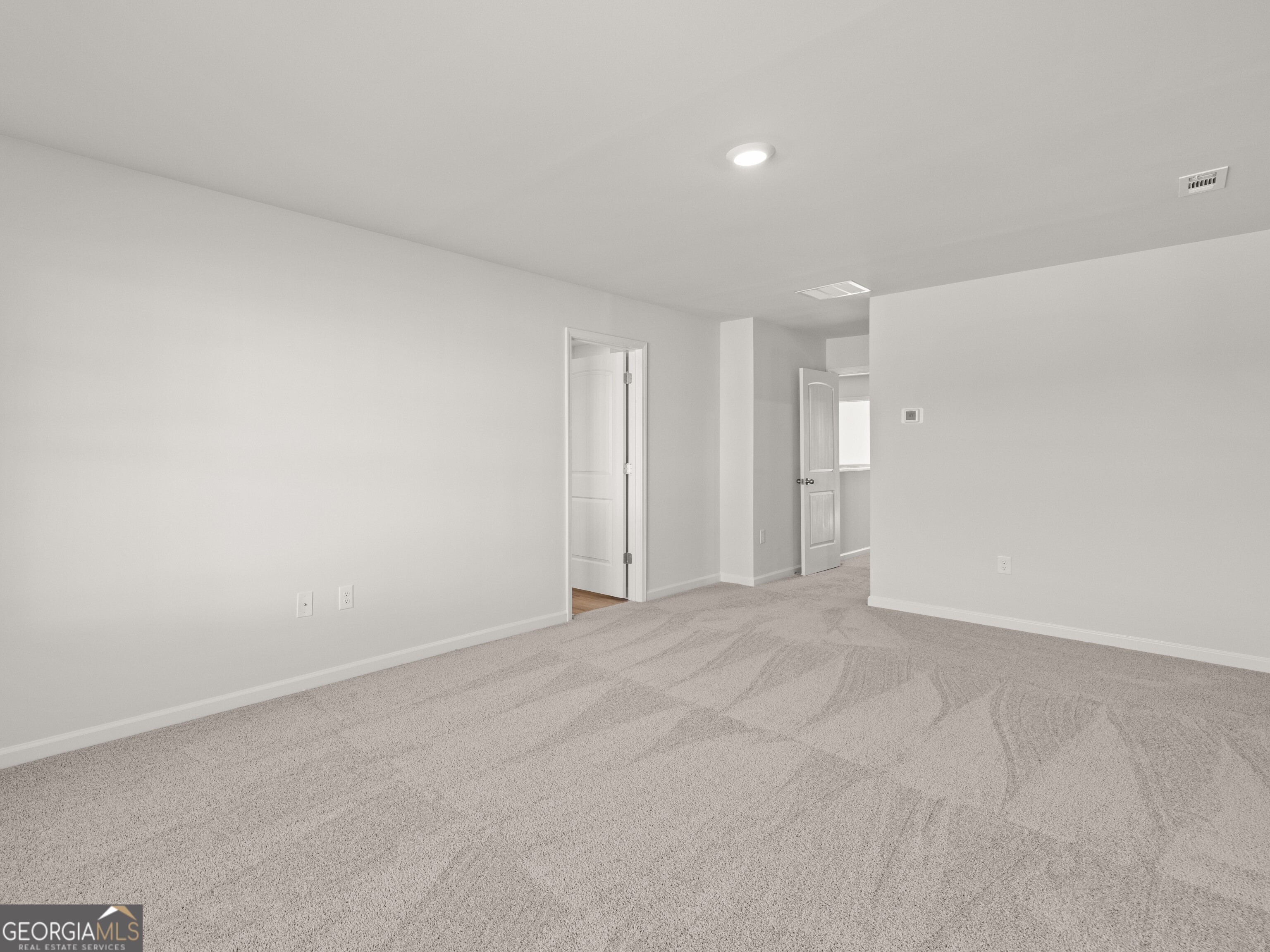 6654 Corryton Street Property Photo 12