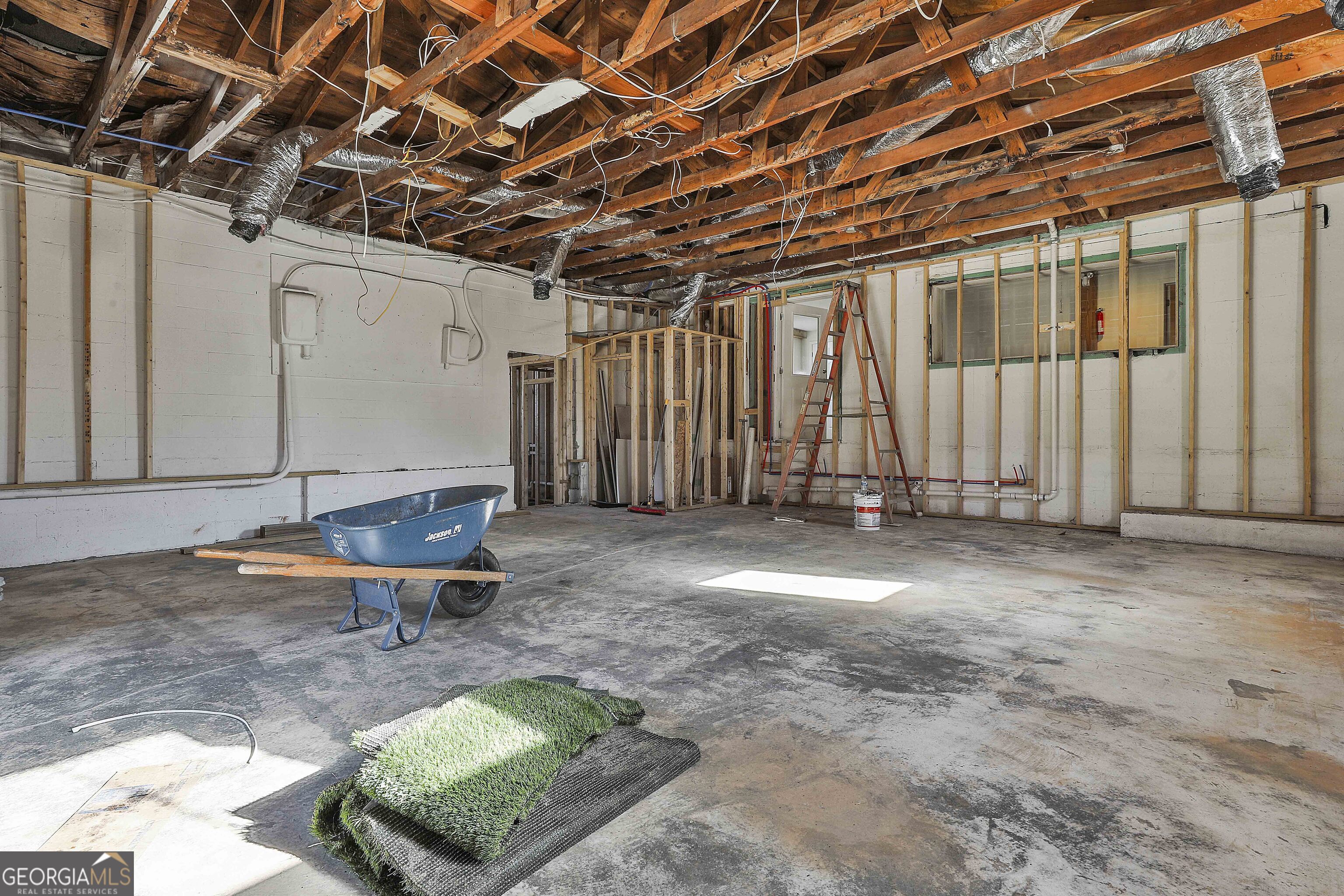 851 Alabama Avenue Property Photo 42