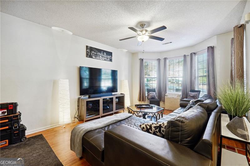 6677 Sunset Hills Boulevard Property Photo 7