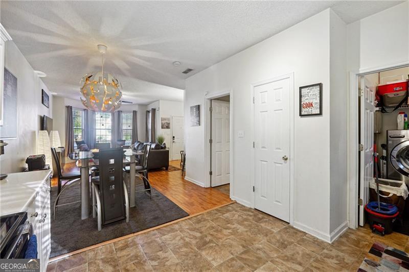 6677 Sunset Hills Boulevard Property Photo 26