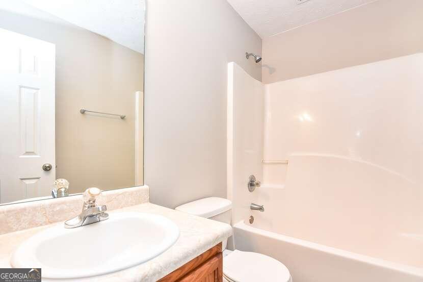 6315 Wellington Walk Way Property Photo 10