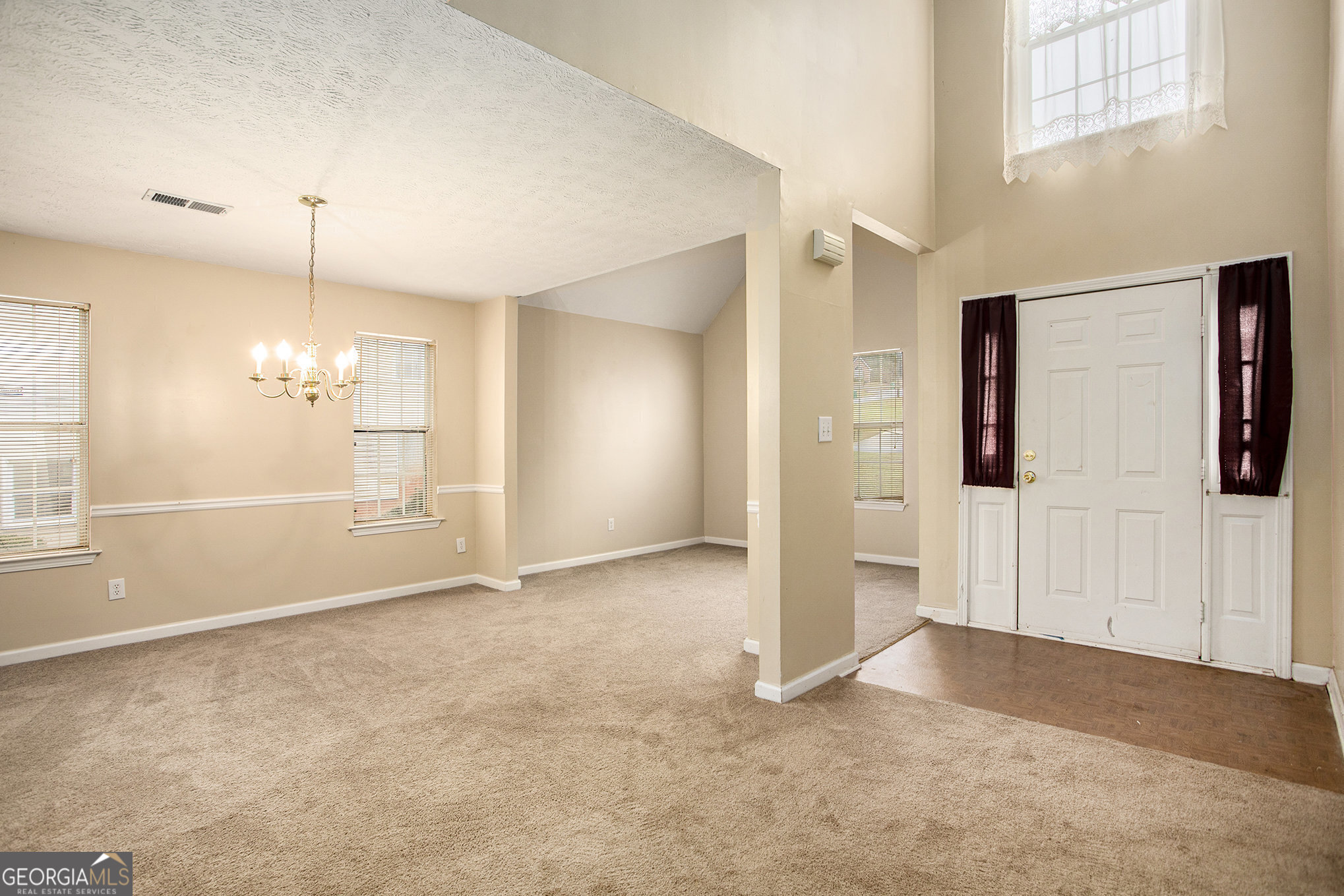 4103 Kingship Drive Property Photo 4