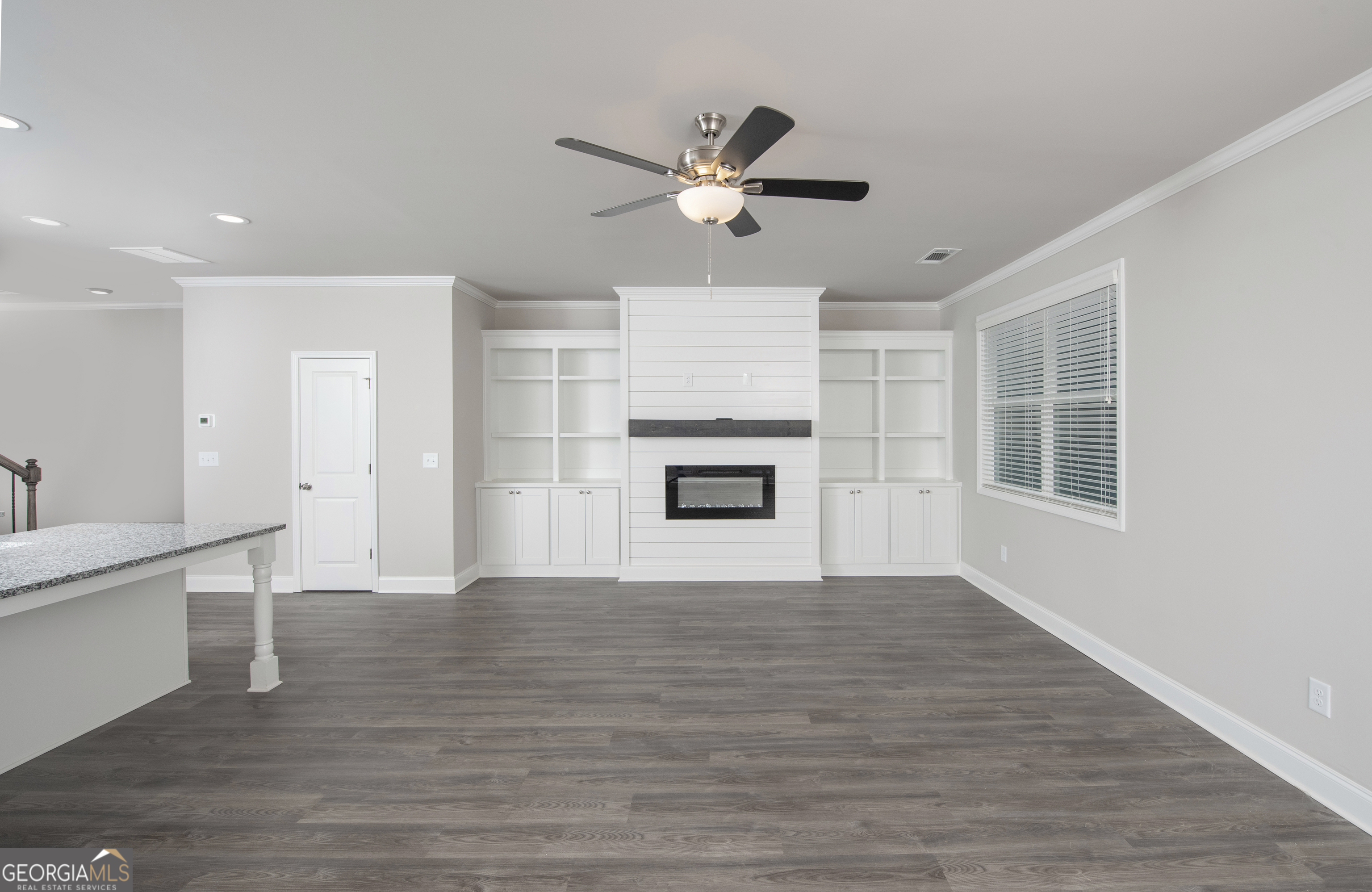 5522 Leyland Drive Property Photo 5