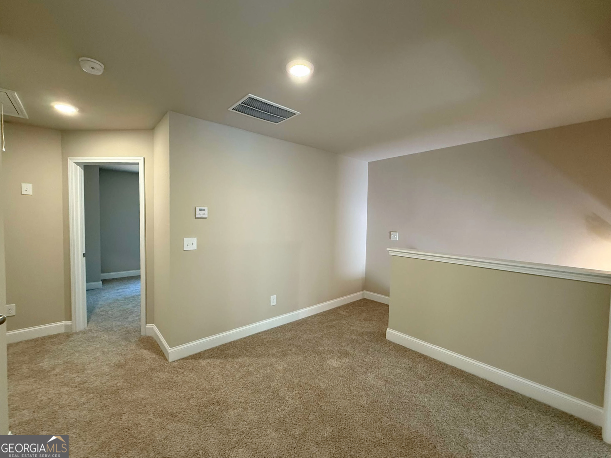 1555 South Bethany Road Property Photo 13