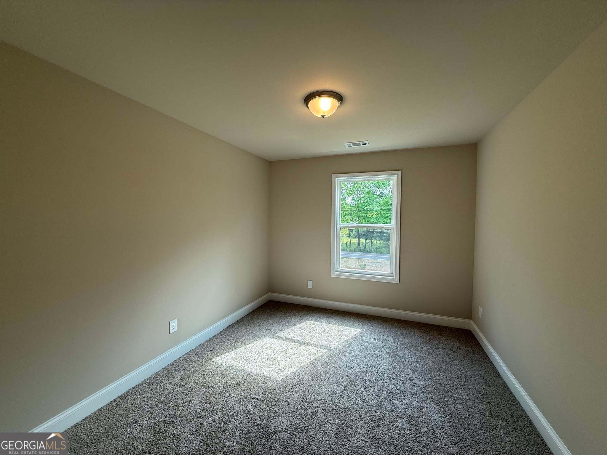 1555 South Bethany Road Property Photo 16