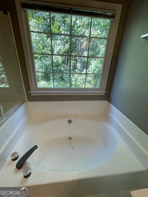 8005 Ashwell Court E Property Photo 33