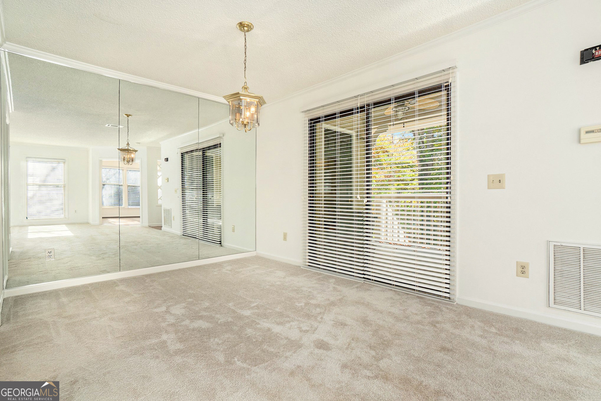 103 Bainbridge Drive Property Photo 12