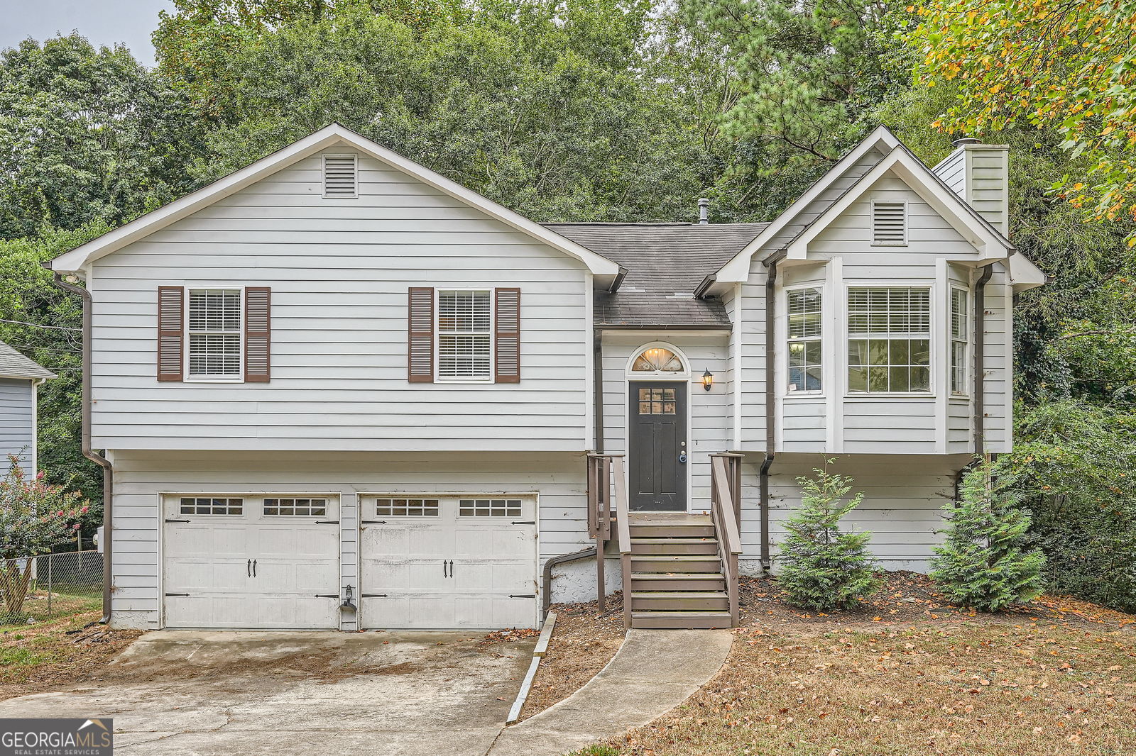 214 Brookside Drive Property Photo 2
