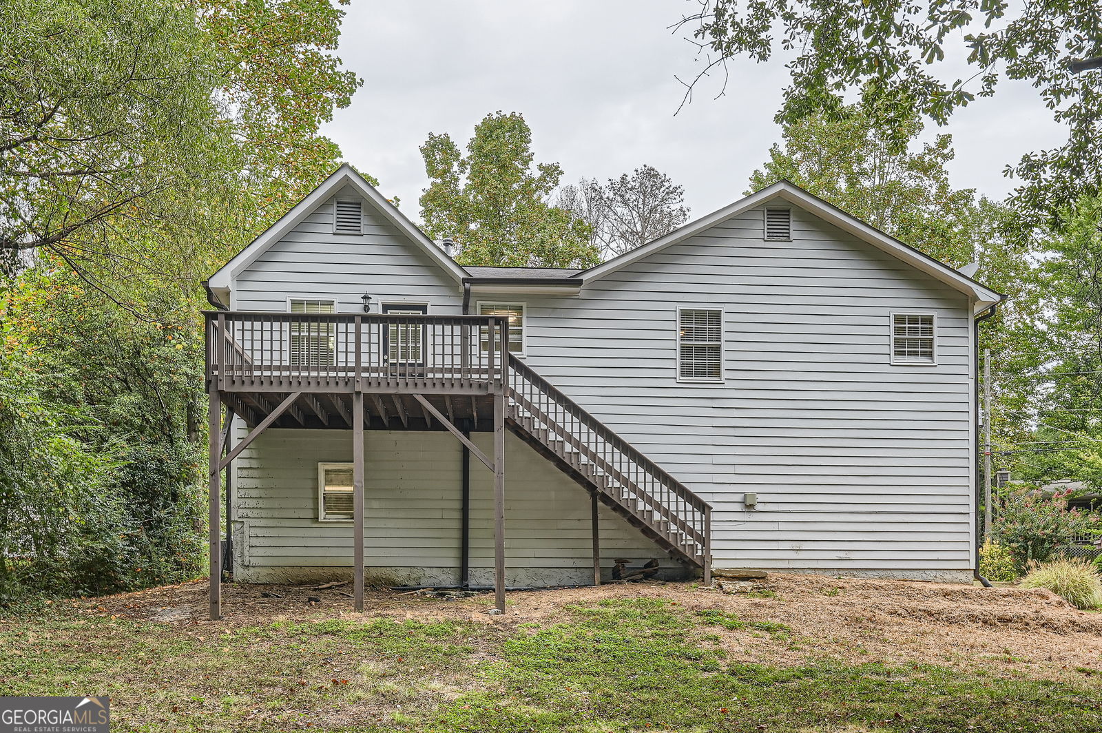 214 Brookside Drive Property Photo 4