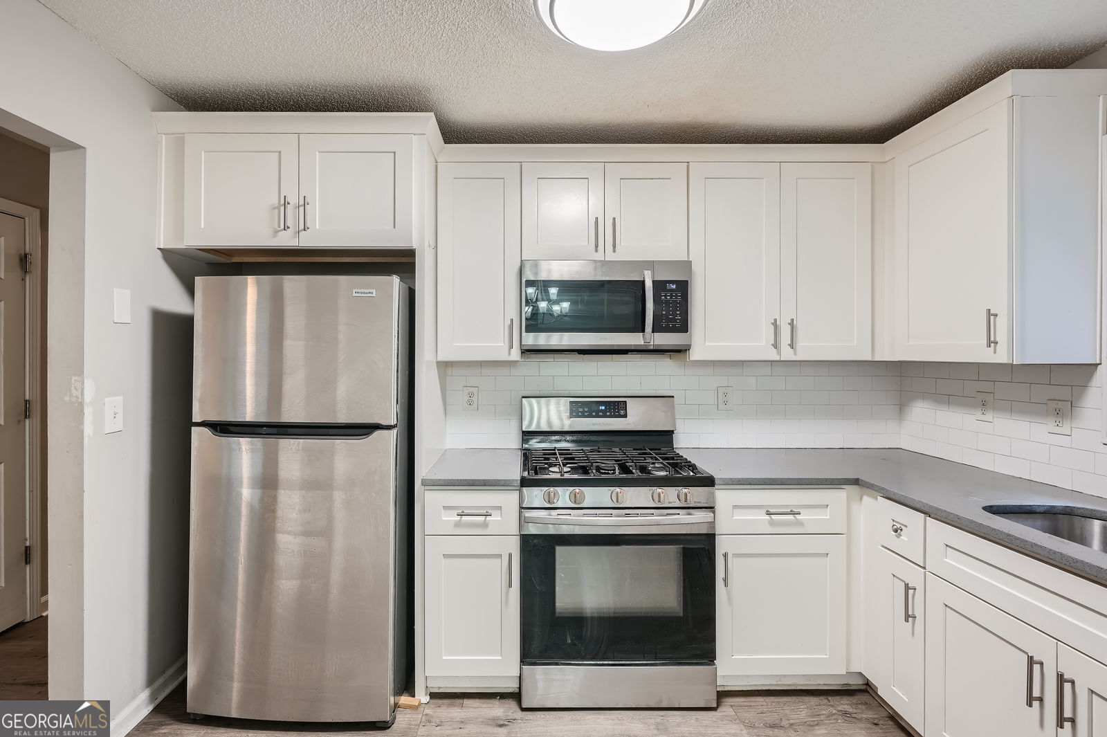 214 Brookside Drive Property Photo 10