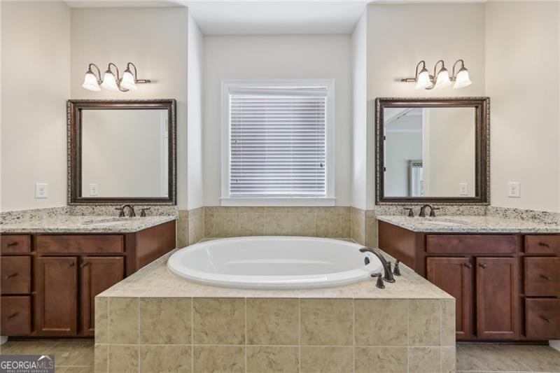 2420 Bronze Court Property Photo 35