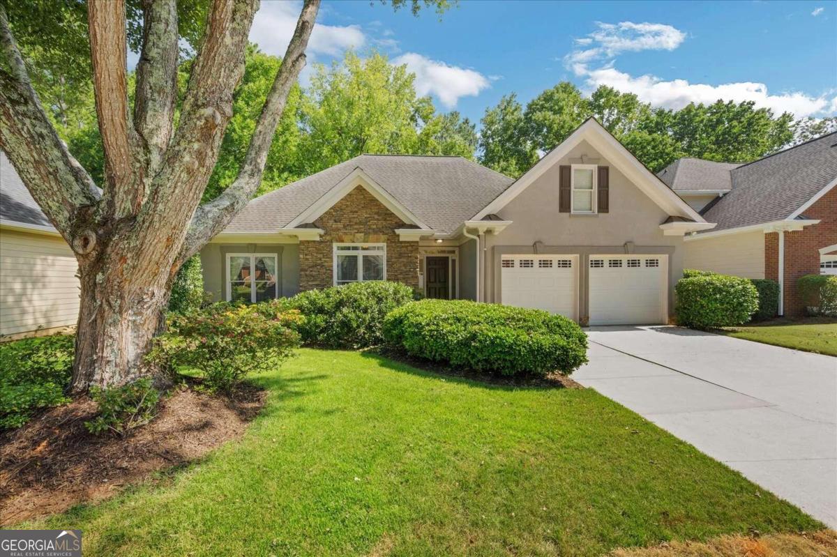 260 Graystone Way Property Photo 2