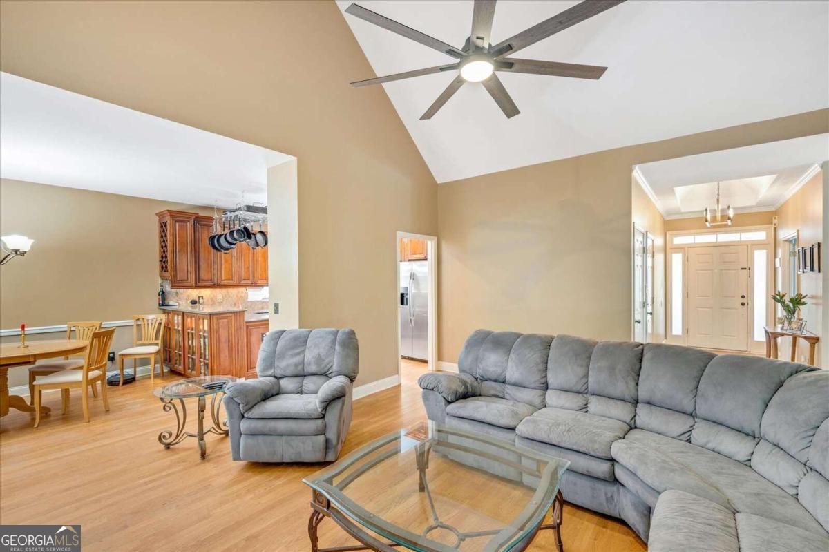 260 Graystone Way Property Photo 8