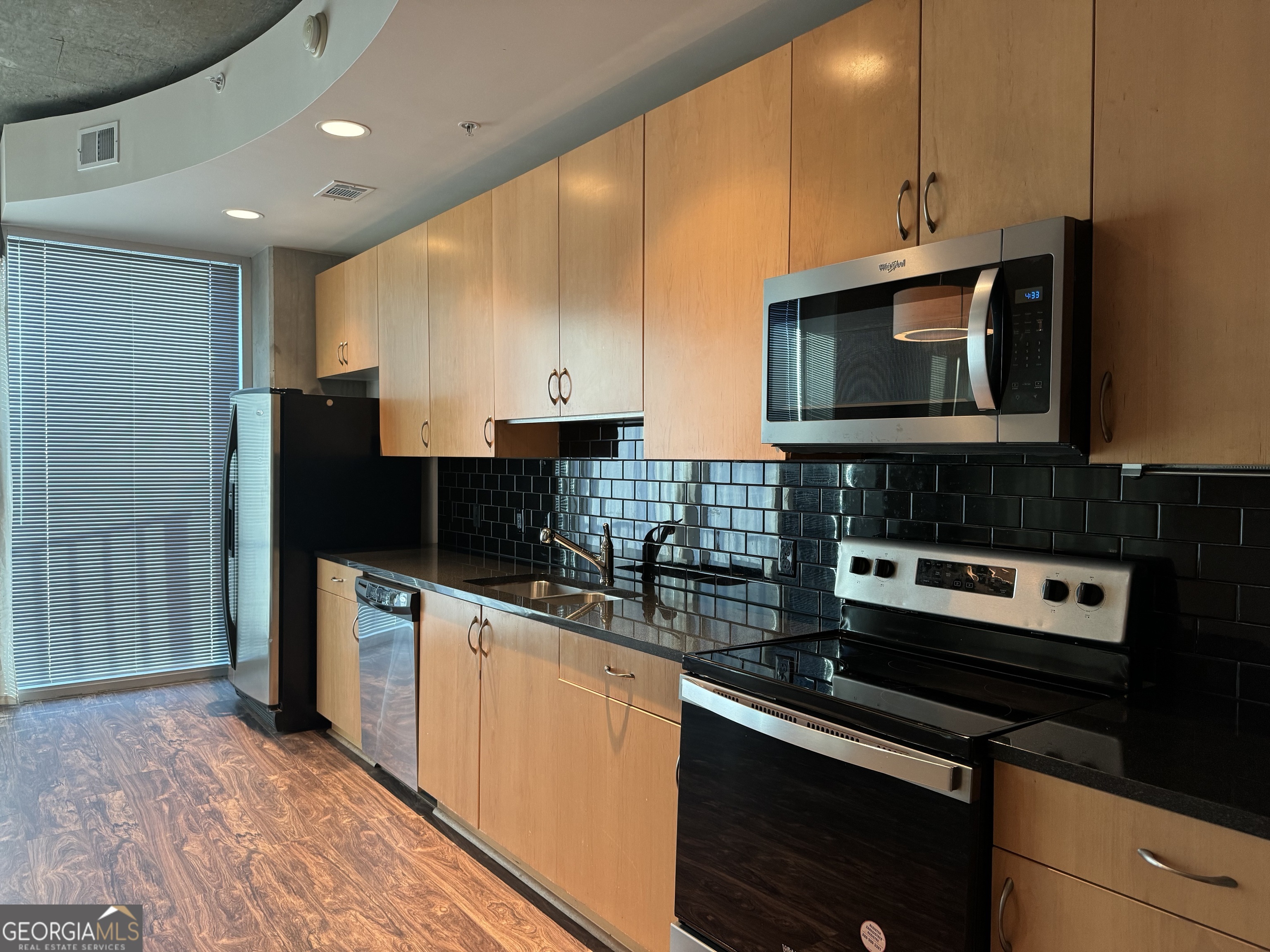 400 W Peachtree Street Nw Unit 3707 Property Photo 2
