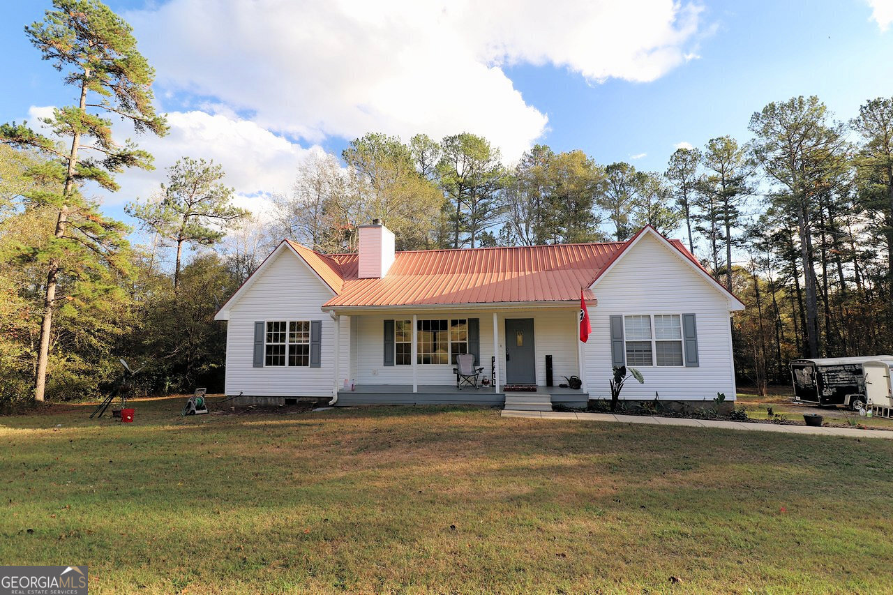 1045 Bakers Bridge Road Property Photo 1