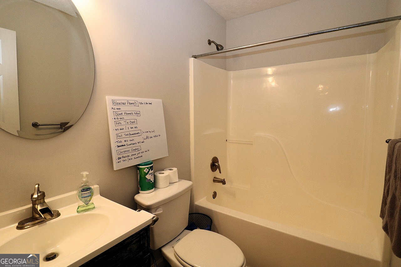 1045 Bakers Bridge Road Property Photo 18