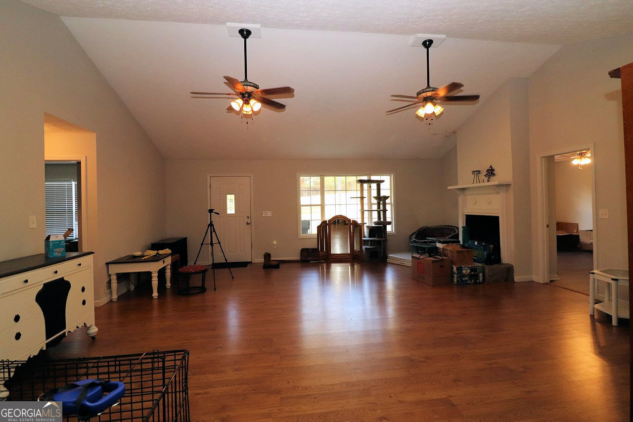 1045 Bakers Bridge Road Property Photo 19