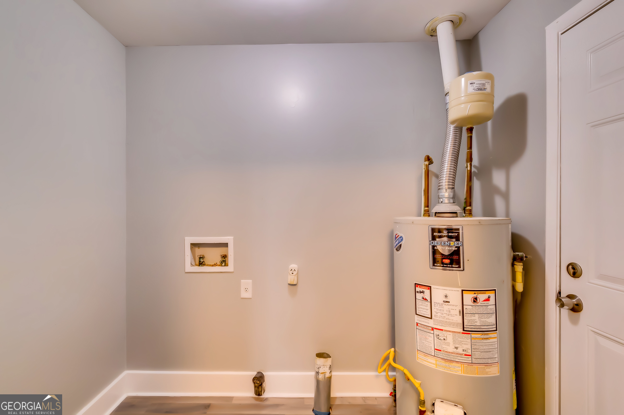 4674 Dodson Road Property Photo 11
