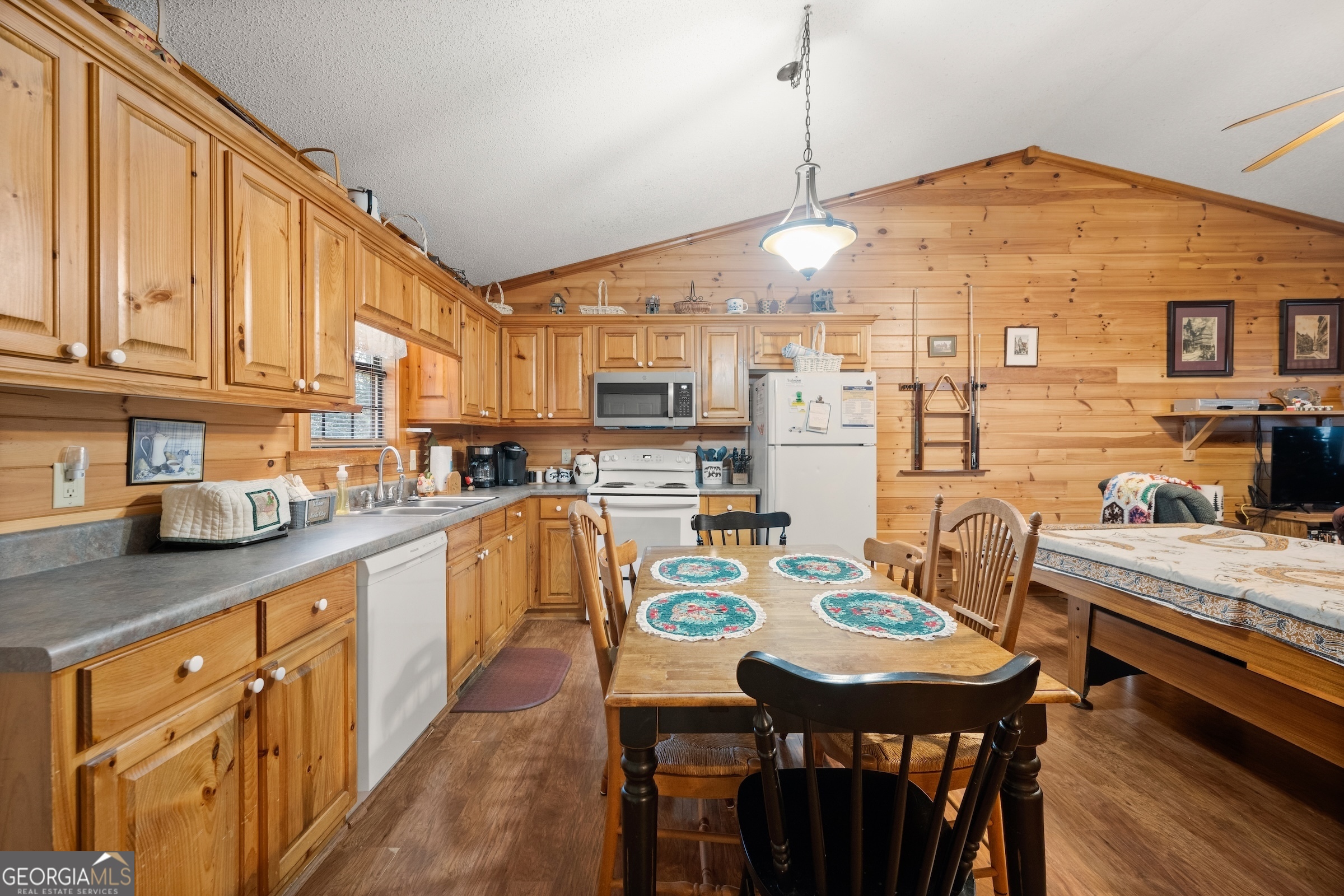 59 Rolling Hills Drive Property Photo 6