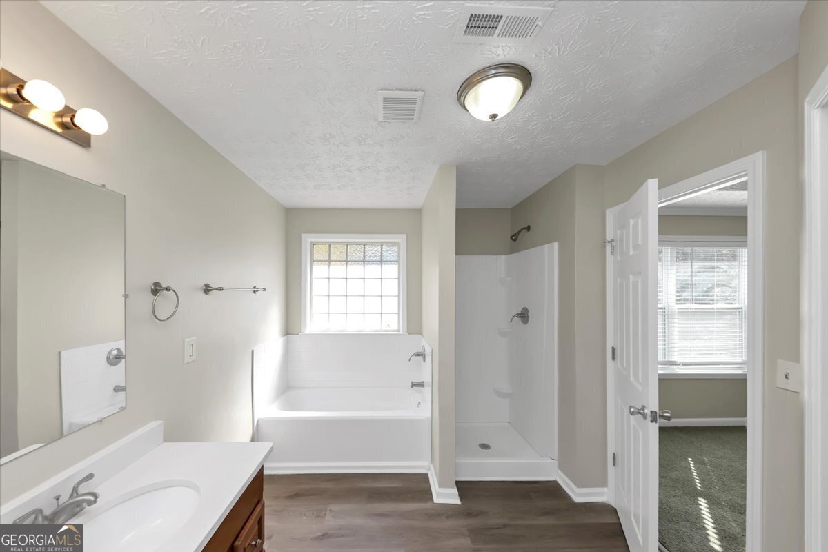 909 Galloway Court Property Photo 32