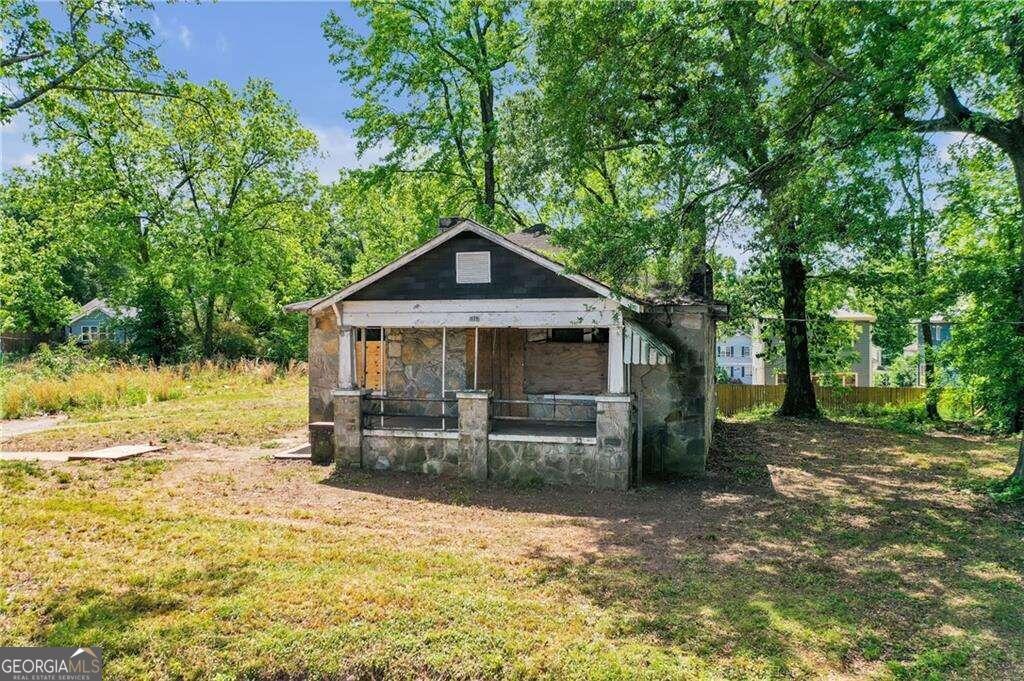 1162 Joseph E Boone Boulevard Nw Property Photo 10