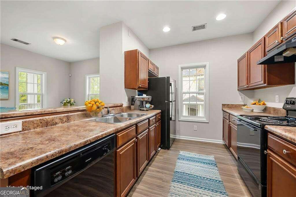 1153 Lookout Avenue Nw Property Photo 9