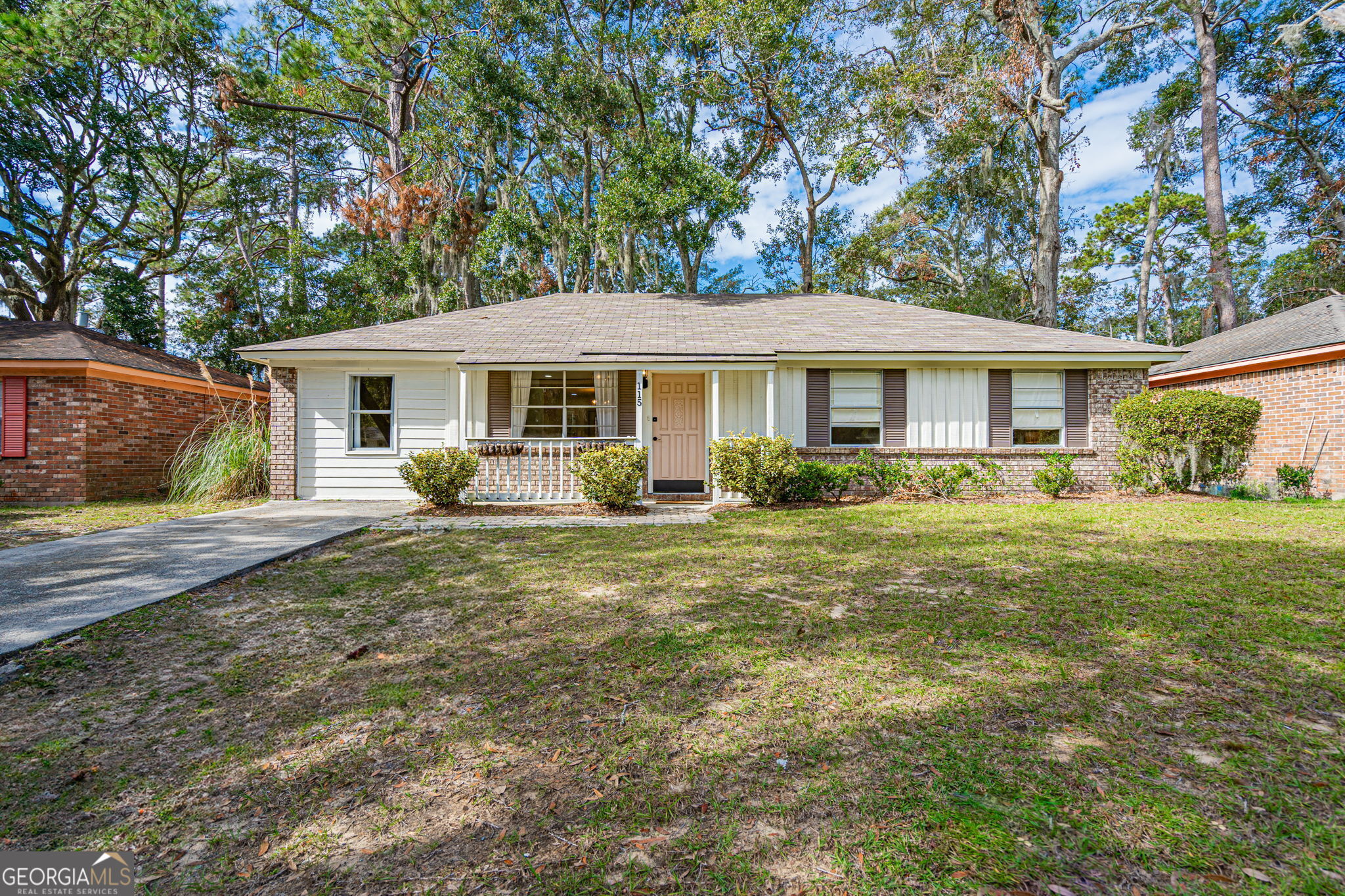 115 Lucian Circle Property Photo 1